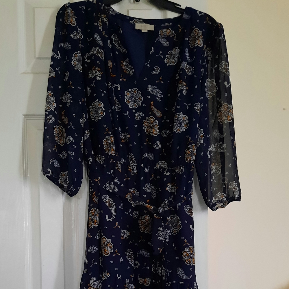 Cute,  lined maxi pull over dress with tie